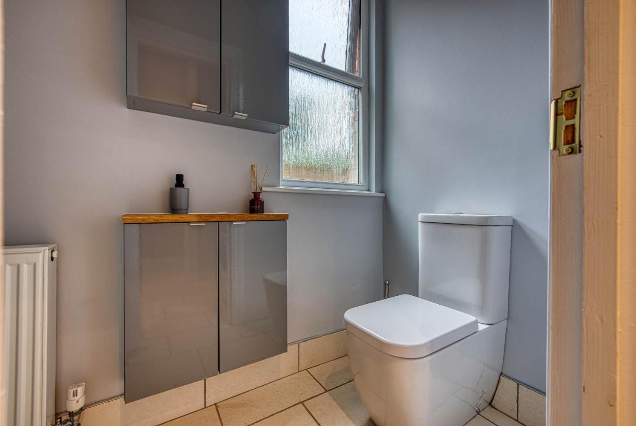 Spacious Nottingham Abode - Sleeps 16 Ngoại thất bức ảnh